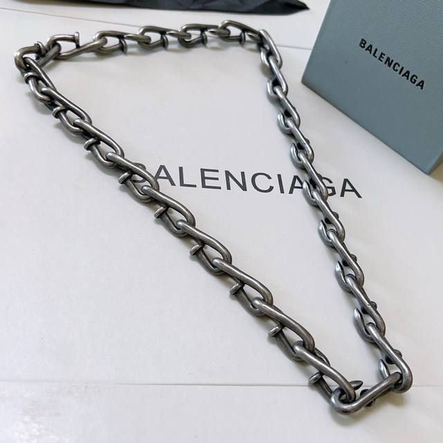 原单货新品 巴黎世家项链 Balenciaga 新款项链全钉项链专柜一致 细节做工精细 每个细节流程到位 设计工艺精细 火爆款出货 设计独特 复古风格 巴黎世家