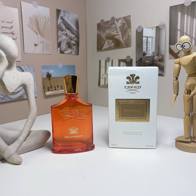 克雷德海豚座100Ml Creed Delphinus, 2024 品牌：恺芮得 属性：中性香 香调：花香调 前调：鸢尾花 中调：焚香 后调：香草