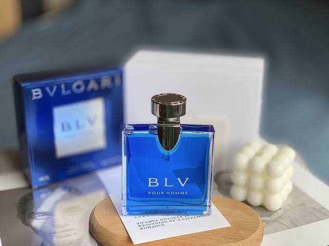 原单品质 Bvlgari 宝格丽Pour Homme 蓝宝石蓝茶宝蓝男士香水100Ml， 香 调 木质辛香调 前 调 豆蔻、檀木 中 调 杜松子、生姜、良姜 后