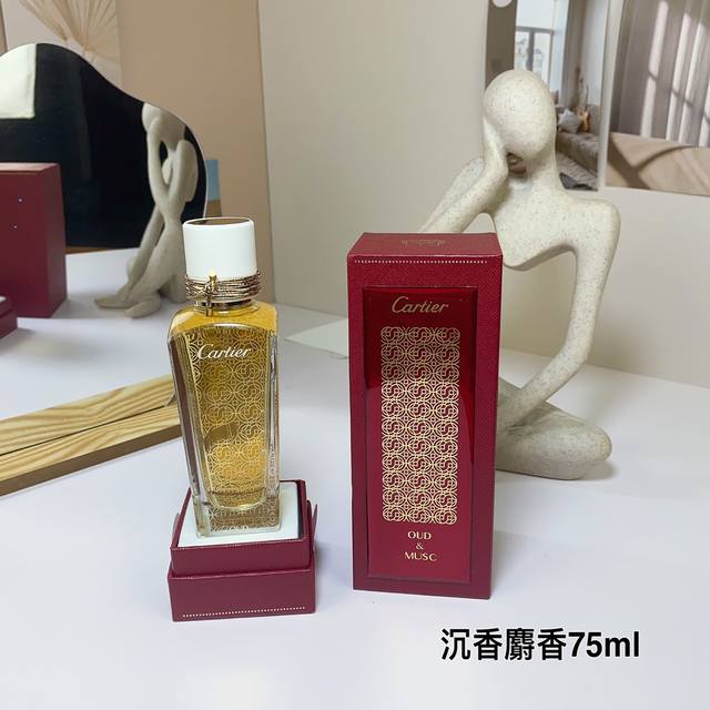 沉香麝香Oud & Musc 卡地亚Cartier香水75Ml 香调：东方调 气味：沉香 乌木 麝香 属性：中性香