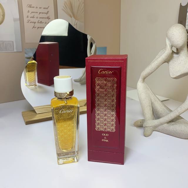 沉香粉色 Oud And Pink 卡地亚Cartier香水75Ml 基调：乌木 中调：玫瑰 前调：玫瑰