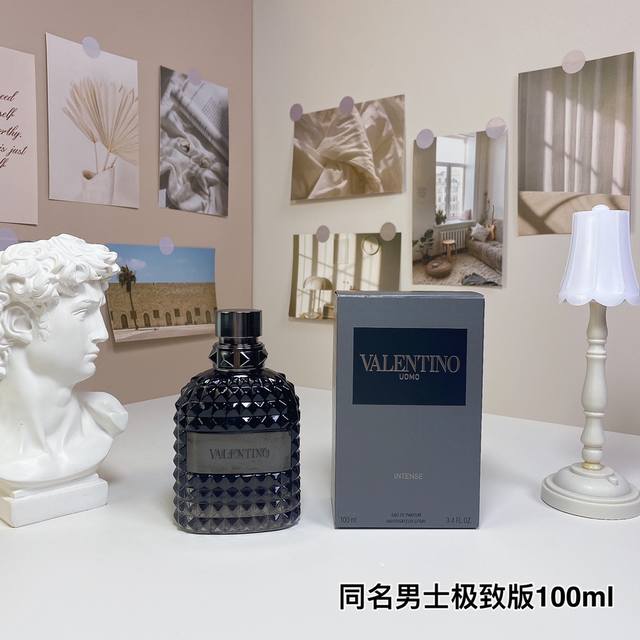 一比一 732278华伦天奴同名热烈版男士100Ml！