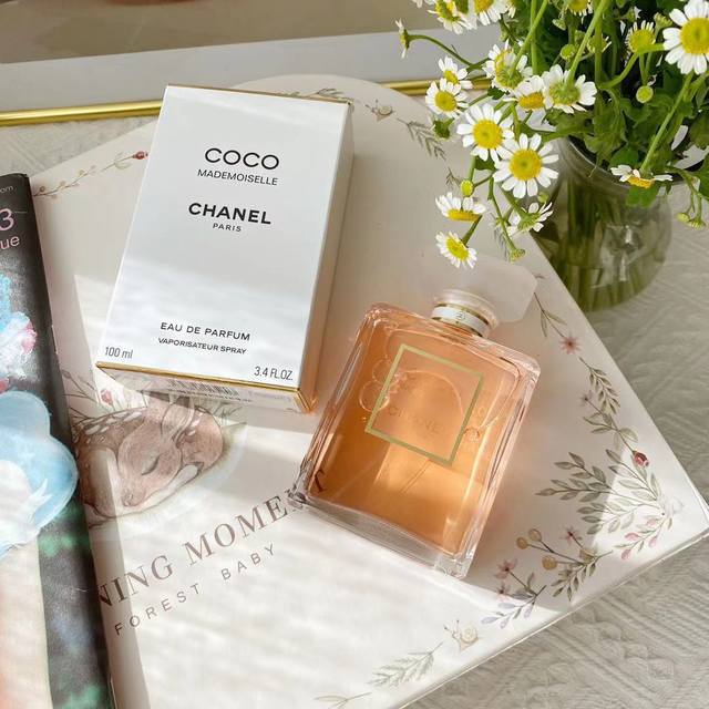 海关货 Chanel 正品香奈儿可可摩登Coco小姐，前调：柑橘、佛手柑、葡萄柚。中调：荔枝、意大利茉莉玫瑰。后调：印度广藿香、海地香根草、白色香。规格100M