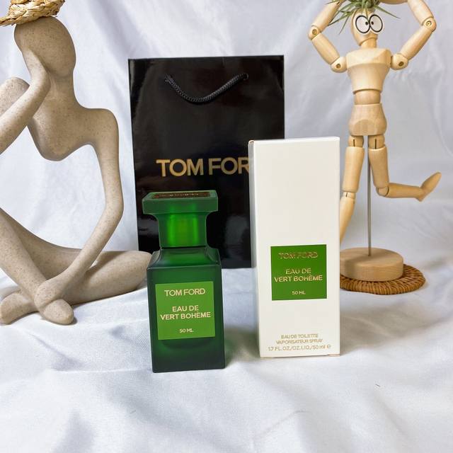 原单品质 Tom Ford汤姆福特Tf Vert Boheme中性淡香水绿意时光磨砂瓶50Ml 是中性香水，前调柔和的花香调，透出一丝木质清香，中调越发醇和，后