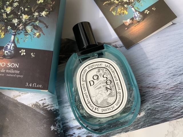 原单品质 Diptyque Doson｜清晨薄雾里的人间富贵花 Diptyque杜桑的限量版,就是冲着颜值去收藏的,这一款包装实在太好看了,放在收藏之间非常地让