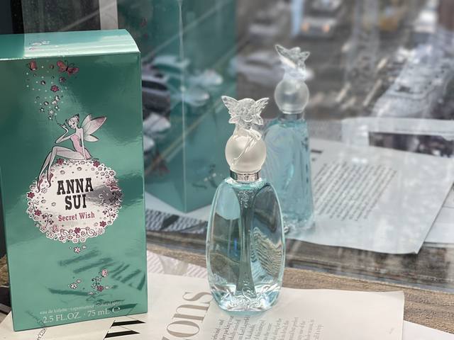 原单品质 Anna Sui安娜苏许愿精灵女士香水花果淡香清新持久75Ml 前调：香瓜桃子柠檬 中调：菠萝黑加仑 中尾调：琥珀麝香橡木苔雪松