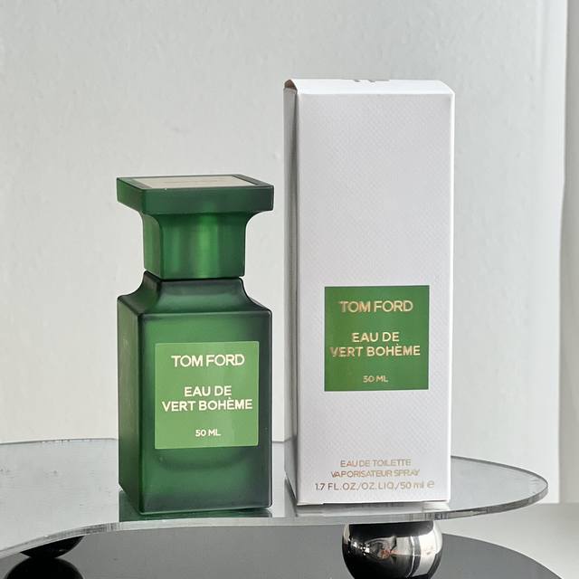 原单品质 适合年轻人的Tom Ford 绿意时光 Vert 年由调香师Olivier Gillotin推出的 Tom For Dvert Boheme 绿色波西