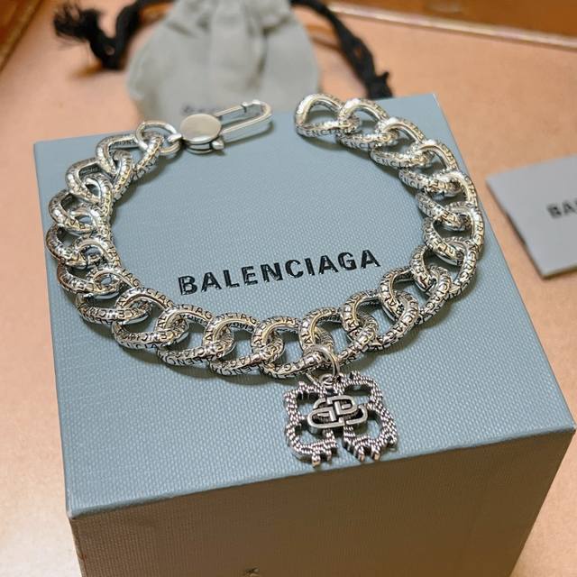 原单货新品 巴黎世家手链Balenciaga手链专柜一致巴黎世家手链 男士火爆款出货 设计独特 前卫 男士必备！码数18 20 22 24Cm