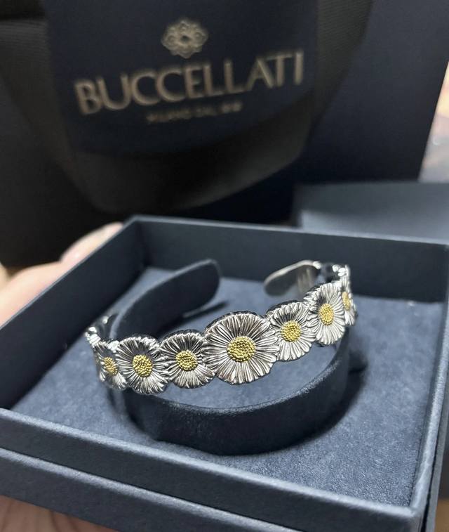 雏菊手镯布契拉提 Buccellati 意大利高级珠宝品牌 复古宫廷风手镯 亚金材质 18K厚金分色电镀 高品质 布契拉提手镯 太阳花手镯