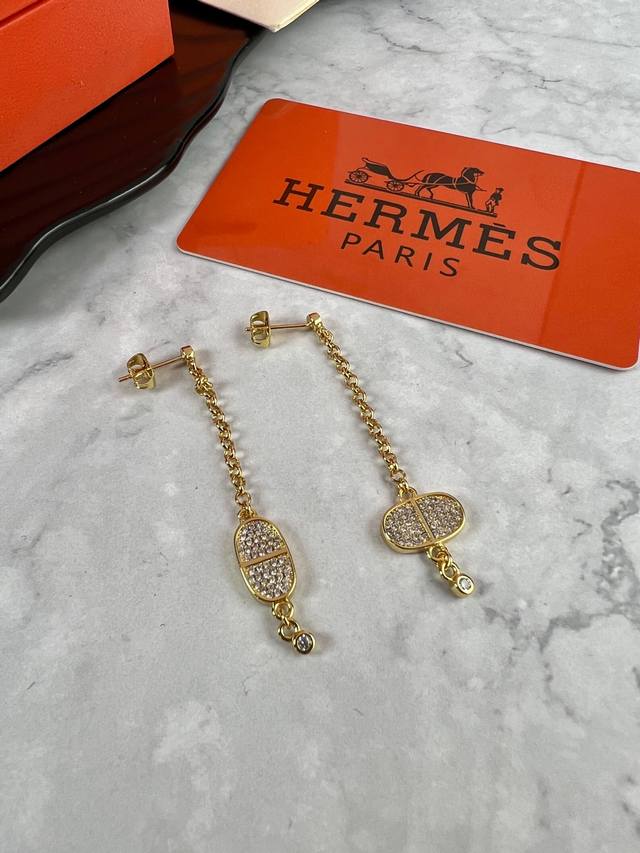 Hermes 爱马仕 猪鼻子 耳钉