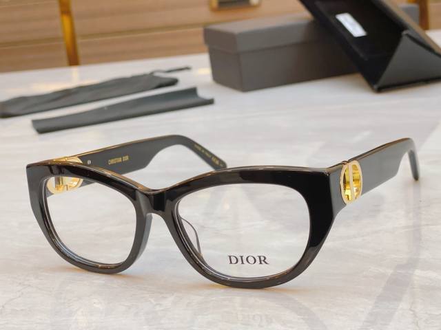 Dio* 迪*奥新款光学架，Model：Dior 30Montaigneo B11，Size：55口17-135