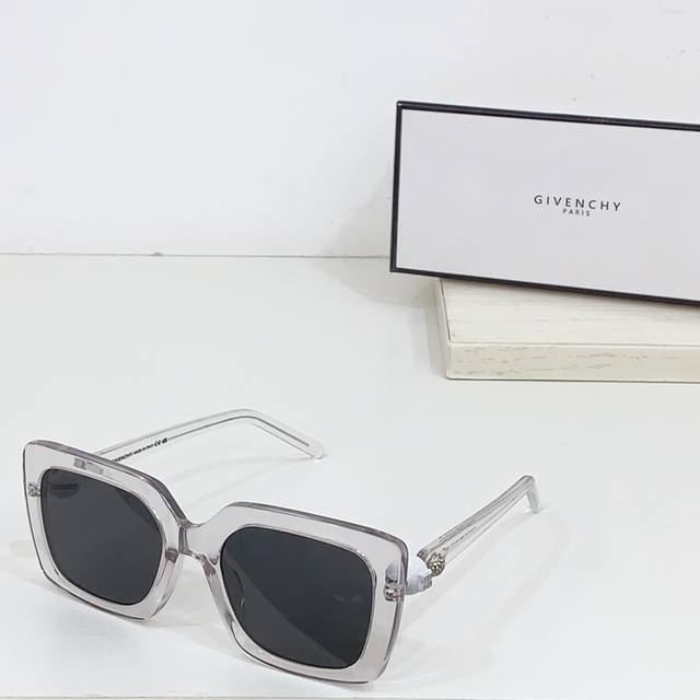 Givench* Model：Gv40071F Size：56口16-140 1302150