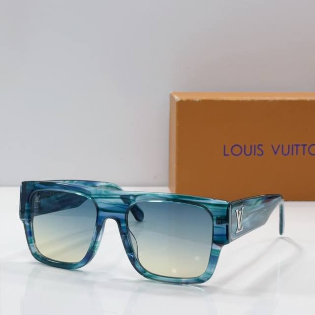 Louis Vuitto* Model：Z2043U Size：54口19-148