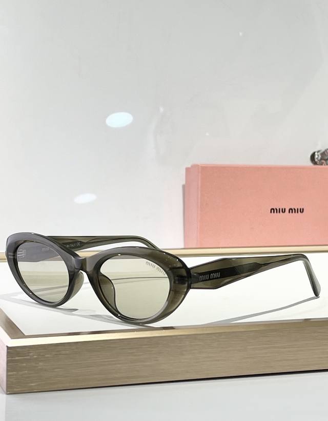 Miu M* Model: Smu 34Ws Size：52口21-148