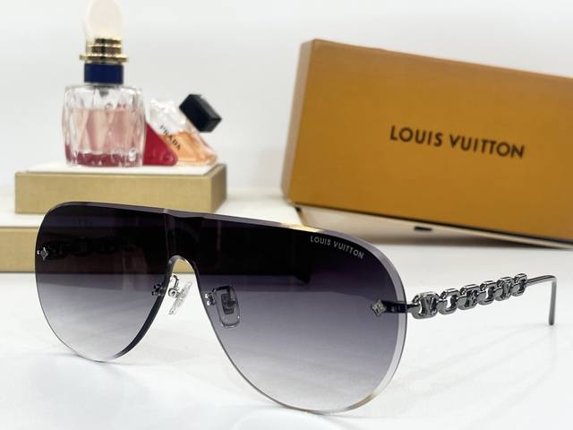 Louis Vuitto* Model：Z2032U Size：146口0