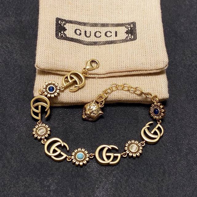 超级爆的一款Gucci古驰双G手链 专柜正品同步品质Logo高品质必拔草Zp定制 ～ 精致女孩必备夏天露手腕的季节美爆了