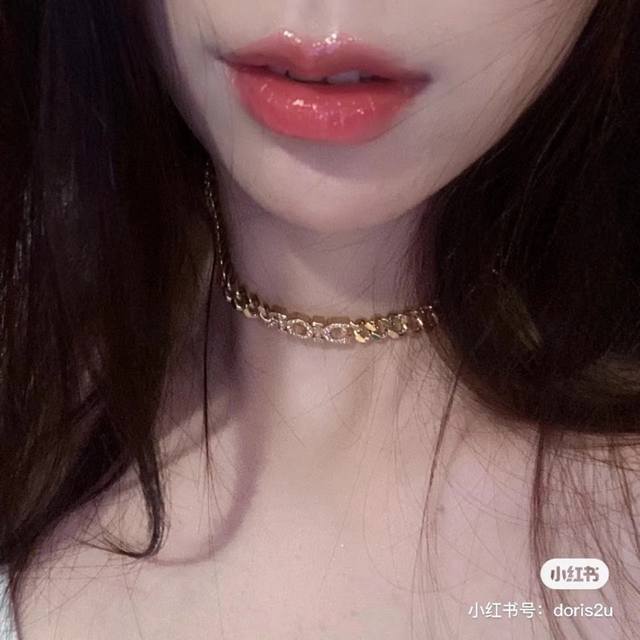 Dior 迪奥 项链 精选原版一致 黄铜材质 甜美气质高雅。