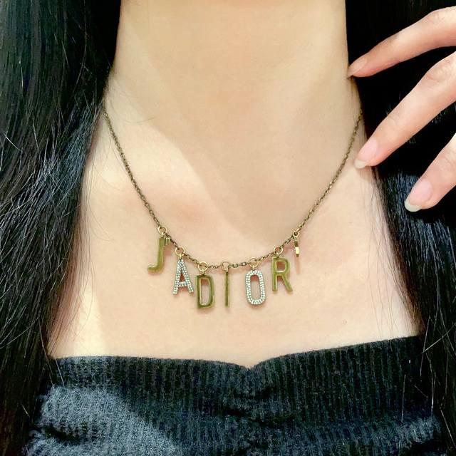 Dior 迪奥 中古 项链 专柜一致上新 精选原版一致 黄铜材质 甜美气质高雅.