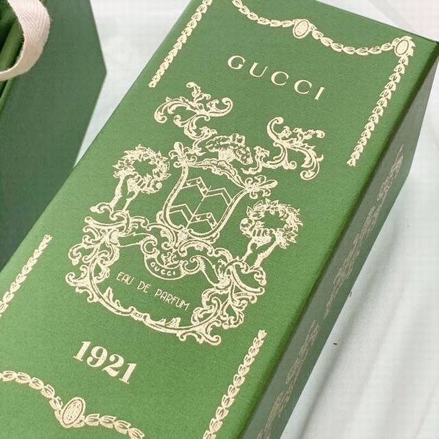 原单品质 Gucci 炼金术士1921翡冷翠百年限定，仙境香！ 快点去买它！！！！！百年不遇的味道！ 这是Gucci一百周年出得限定，绿野仙踪本踪啊！！！！！！