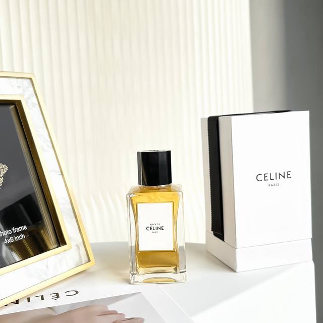 高品质 Celine赛琳高定礼服浓香水100Ml Celine Black Tie礼服香水属于高级时装设计师的香水，以气味传神演绎自己的时装风格，展现对黑色及修