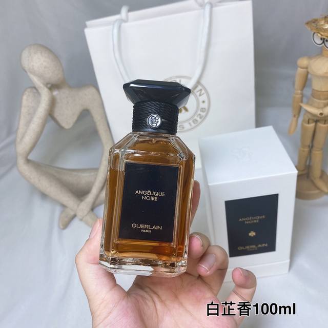 高品质 娇兰新艺术沙龙白芷香浓香水100Ml 香调:东方花香调 前调:当归梨粉红胡椒 中调:茉莉葛缕子 后调:香草当归雪松 属性:中性香 - 点击图像关闭