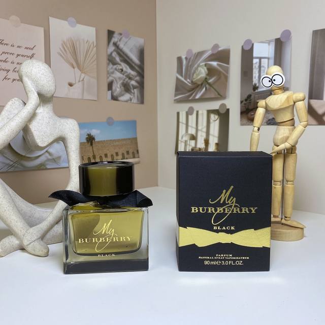 高品质 巴宝莉黑色专属浓香水90Ml Burberry My 90Ml Burberry Black 品牌:博柏利 香调:东方花香调 前调:茉莉 中调:玫瑰桃子 - 点击图像关闭